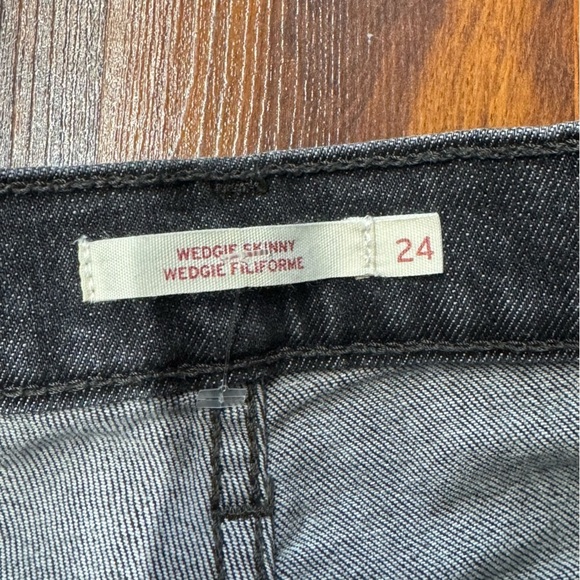 Levi's Wedgie Skinny Jeans Women's Size 24 - Picture 5 of 7